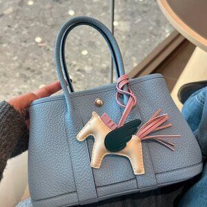 Classic Hermes Bag: A Stylish and Versatile Choice for Elegance
